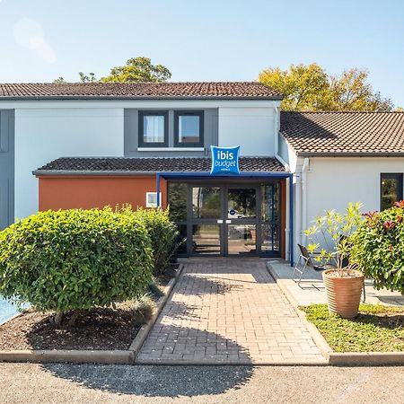 Ibis Budget Villefranche Limas 외부 사진