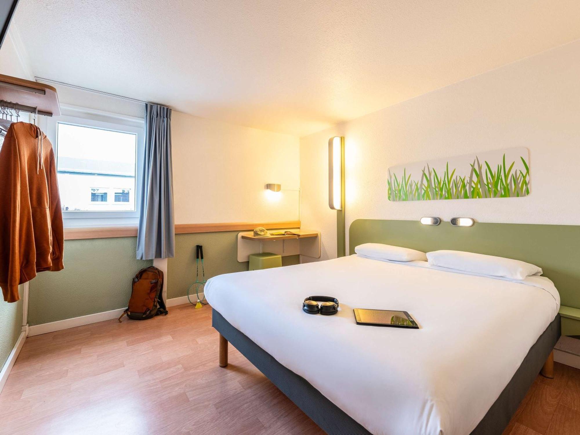 Ibis Budget Villefranche Limas 외부 사진