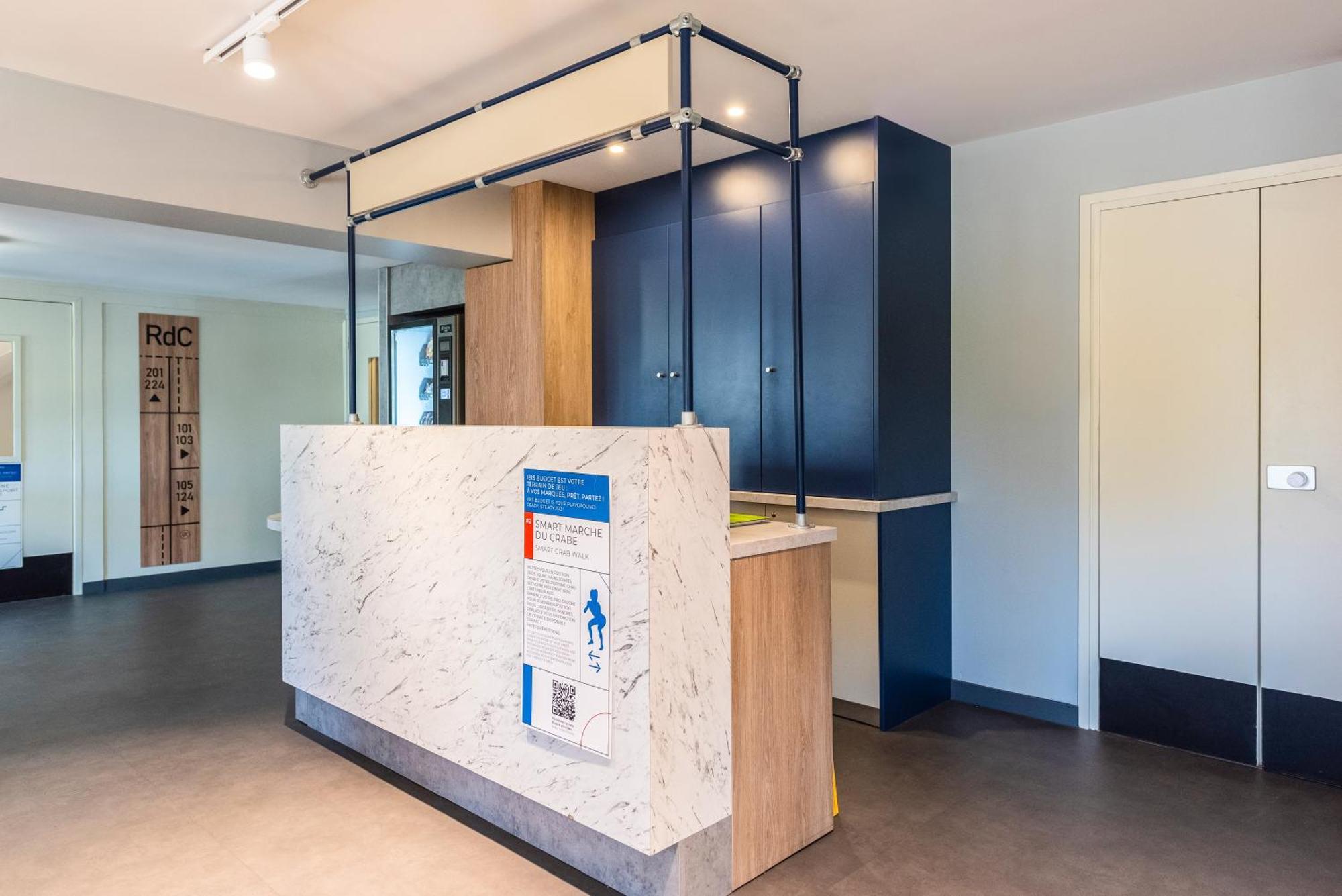 Ibis Budget Villefranche Limas 외부 사진